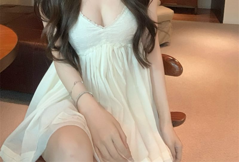 Mini Sundress Trim V-Neck Lace Spaghetti Strap Plain