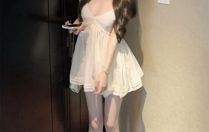 Mini Sundress Trim V-Neck Lace Spaghetti Strap Plain