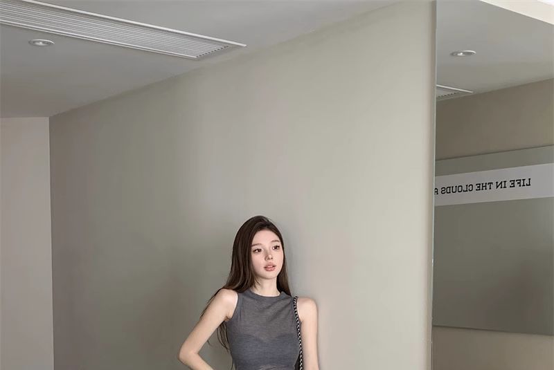 Flared / Sleeveless Crewneck Plain Top Pants