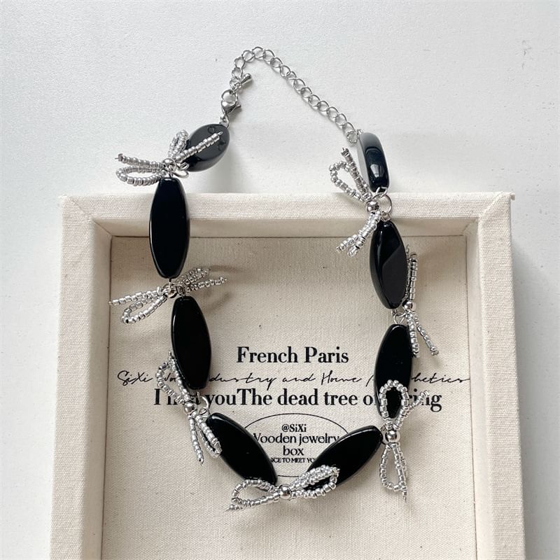 Drop Earring / Bow Necklace Beaded