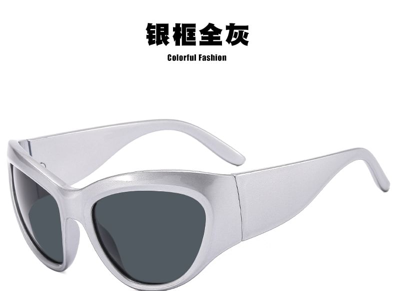 Y3K Futuristic Sunglasses