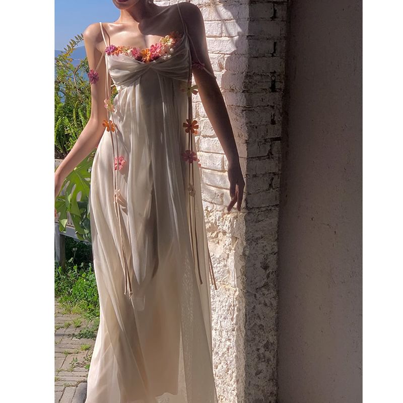 V-Neck Strap Maxi Floral Spaghetti Accent Dress A-Line Open Ruched Back