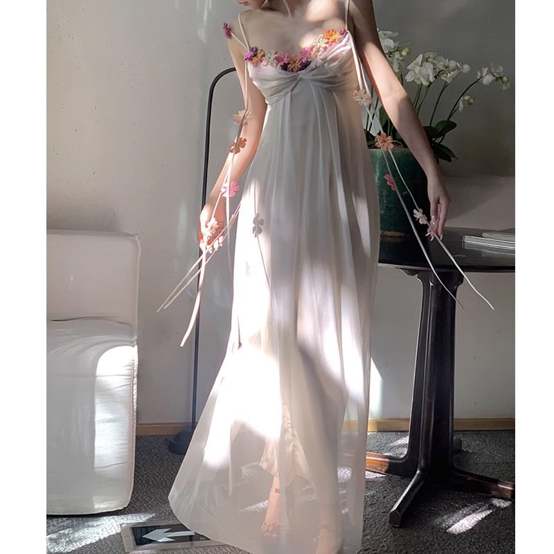 V-Neck Strap Maxi Floral Spaghetti Accent Dress A-Line Open Ruched Back