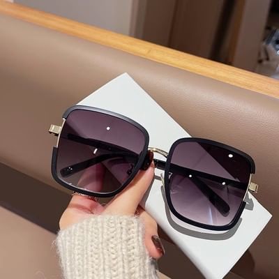 Square Sunglasses Oversized
