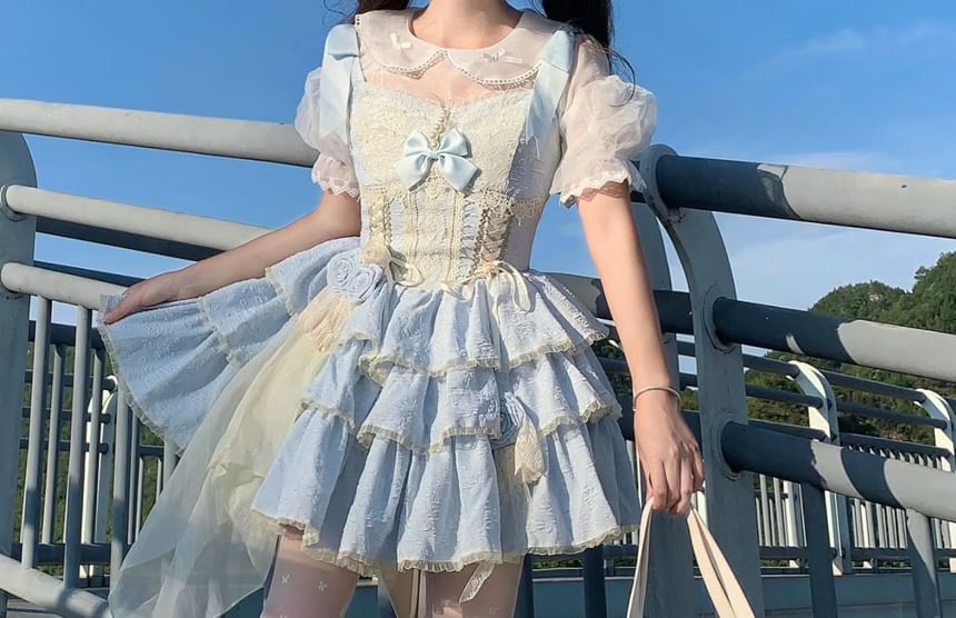 Sleeveless Lace Panel Bow Accent Tiered Lace-Up Mini A-Line Dress / Bow / Floral Brooch / Set