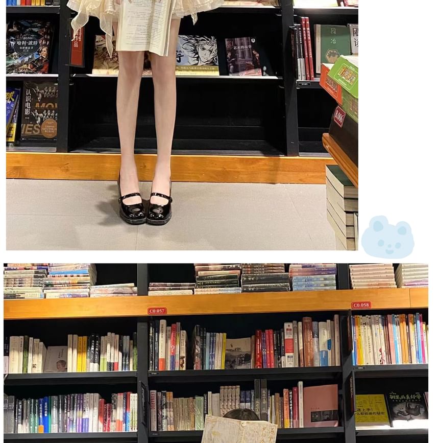 Sleeveless Lace Panel Bow Accent Tiered Lace-Up Mini A-Line Dress / Bow / Floral Brooch / Set