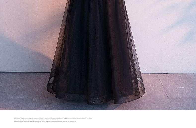 V-Neck Asymmetrical 3/4-Sleeve Cocktail Gown A-Line Dress Evening / Lace