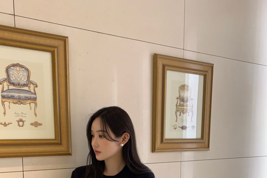 Set: Short-Sleeve Round Neck Plain Knit Top + Cardigan