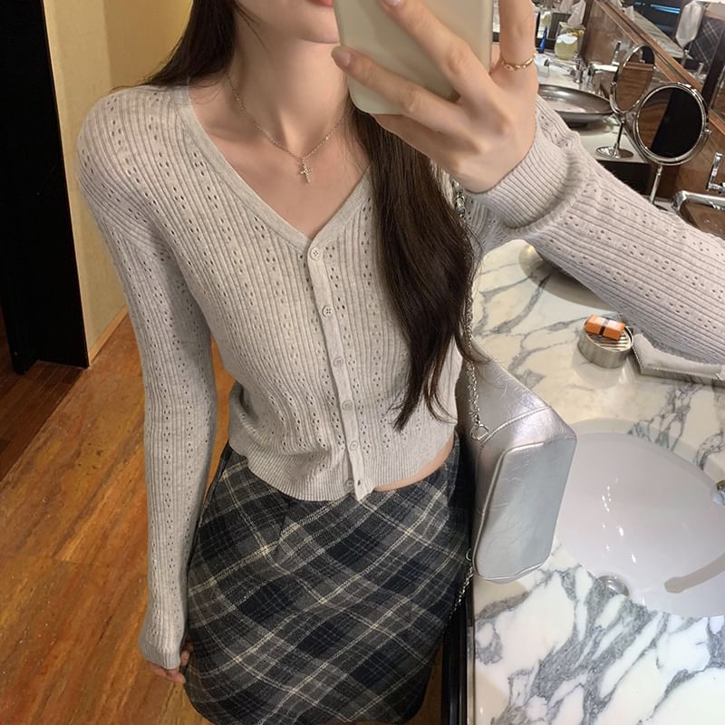 Plain V-Neck Button-Up Cardigan