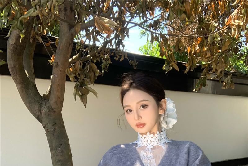 / Long-Sleeve Waist Shorts High Lace Neck Cardigan V-Neck Button-Up Top