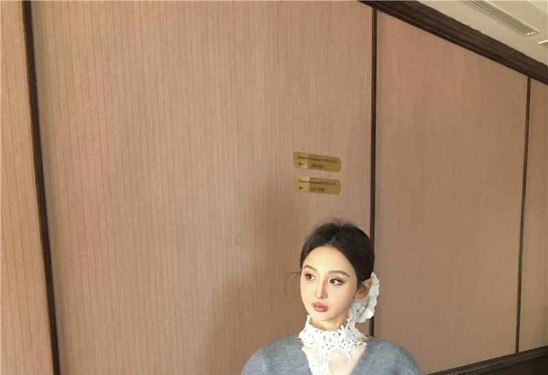 / Long-Sleeve Waist Shorts High Lace Neck Cardigan V-Neck Button-Up Top