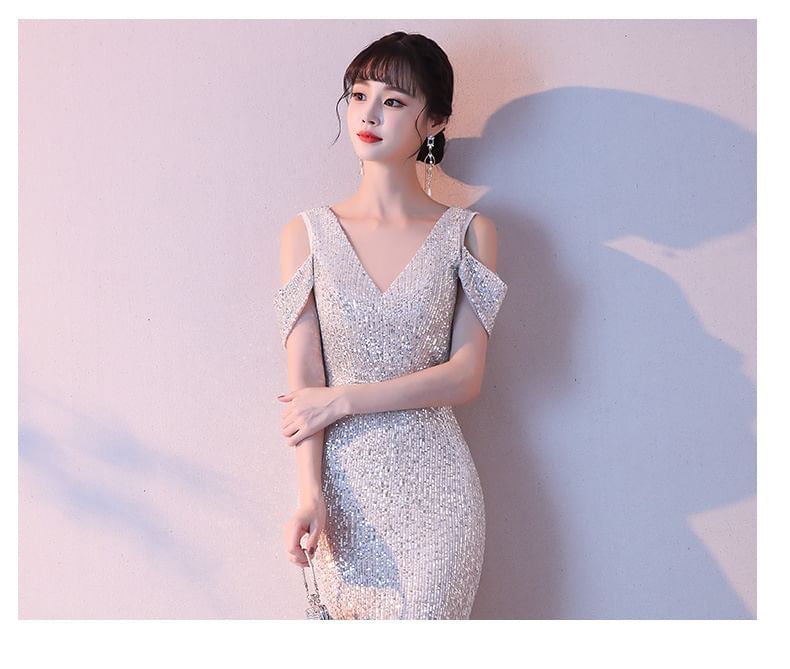 Sequin Mermaid Cold-Shoulder Gown Cap-Sleeve Evening V-Neck
