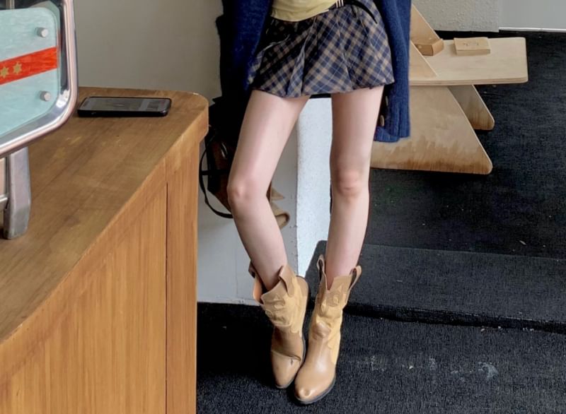 Tee Long Waist Mid V-Neck Plaid Cardigan / Mini Sleeve Pleated Plain Skirt