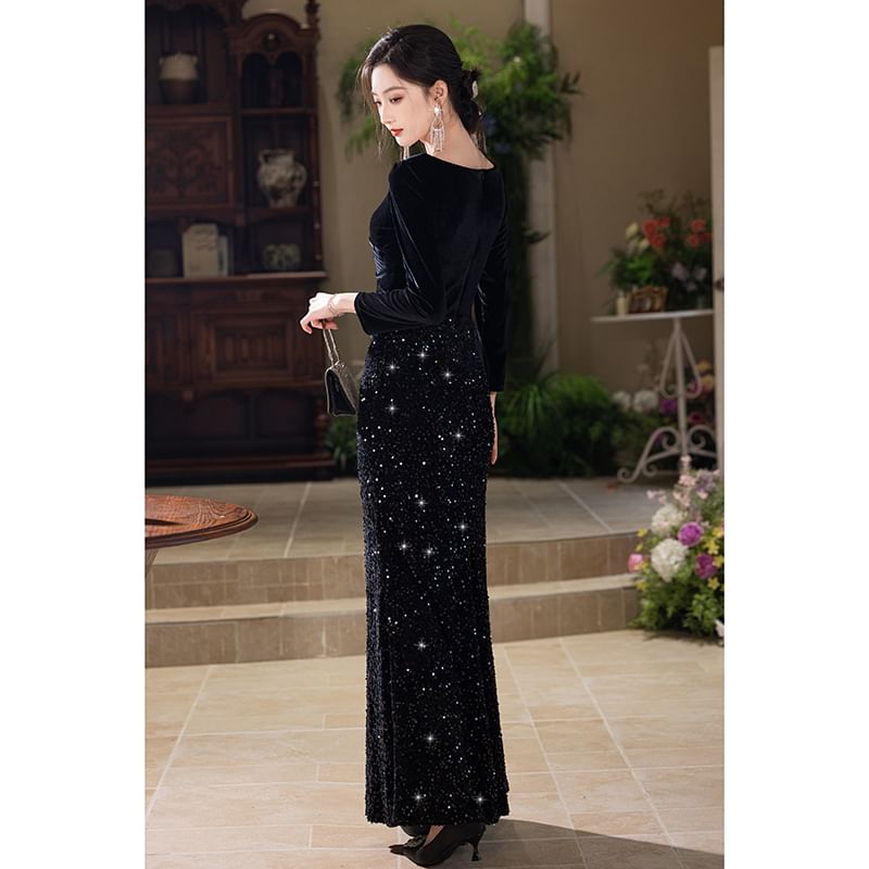 Long Sleeve V-Neck Sequin Velvet Mermaid Evening Gown