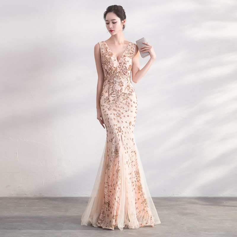 Sleeveless V-Neck Sequin Mesh Mermaid Evening Gown