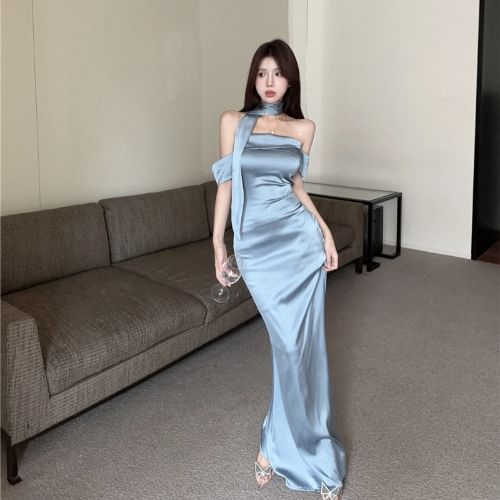 + Evening Plain Scarf Set: Satin Off-Shoulder Gown Mermaid