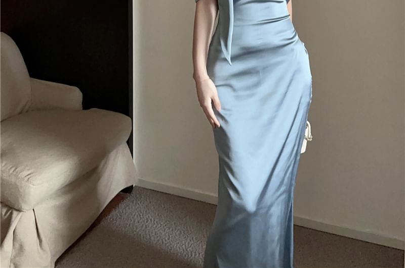 + Evening Plain Scarf Set: Satin Off-Shoulder Gown Mermaid