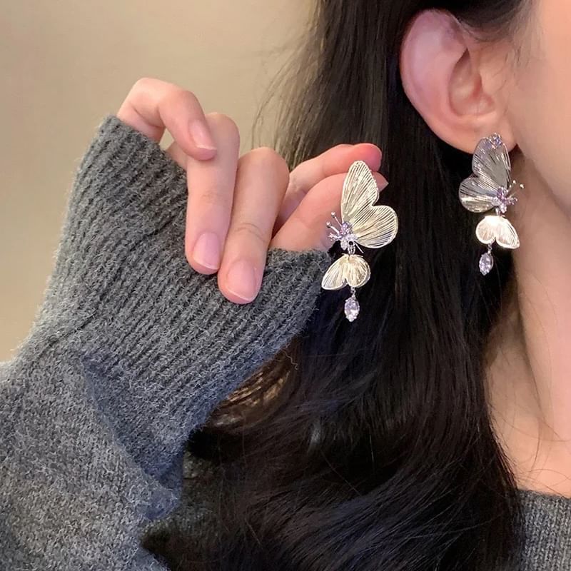 / Butterfly Rhinestone On Drop Clip Earring