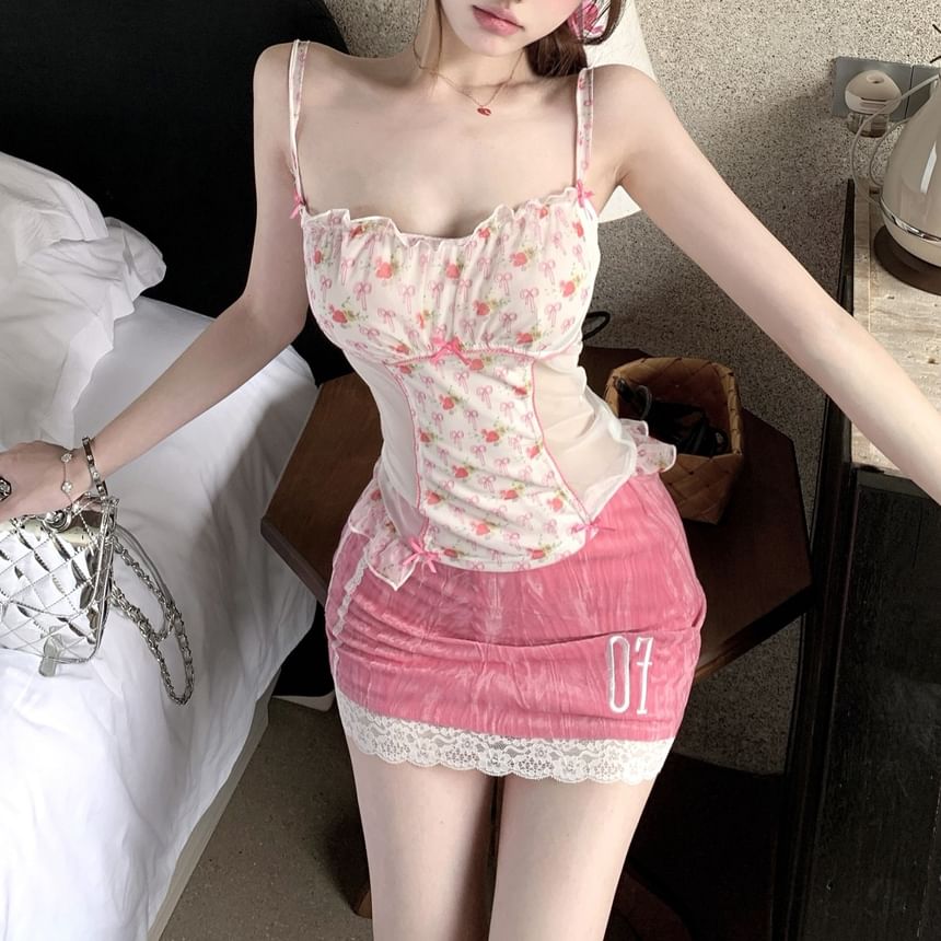 Mest High Patterned Bow Lace Print Camisole Rise Top Pencil Trim Ruffle Skirt Mini / Panel Floral