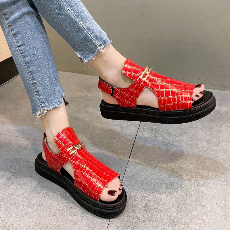 Grain Sandals Buckled Croc