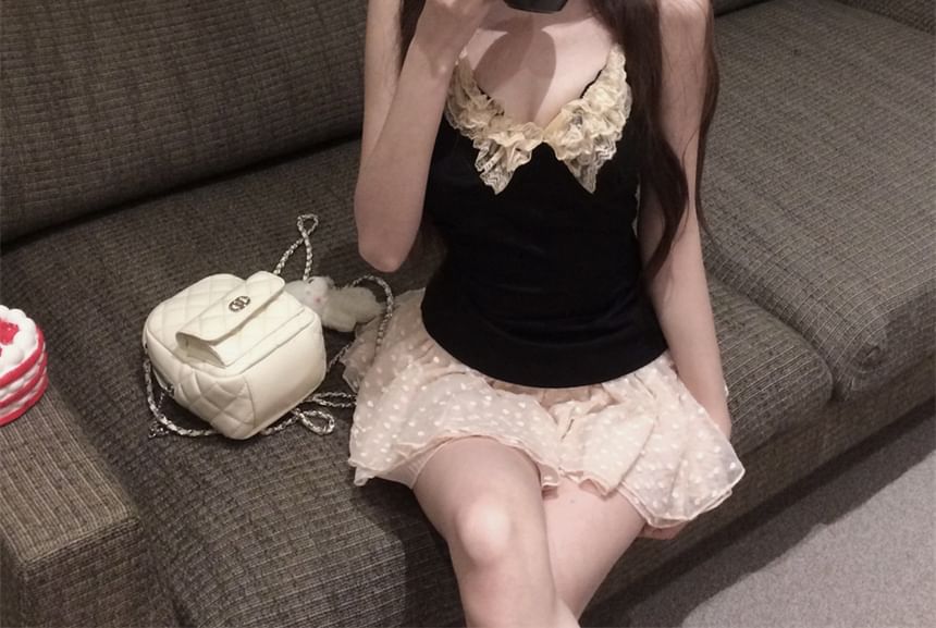 Neck Mid Scoop Rise Skirt Mini Lace Trim / A-Line Halter Dotted Asymmetrical Top Plain