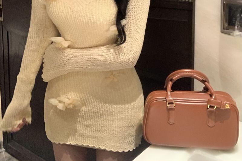/ Slip Accent Neck Mini Dress Sheath Knit V Flower Long-Sleeve