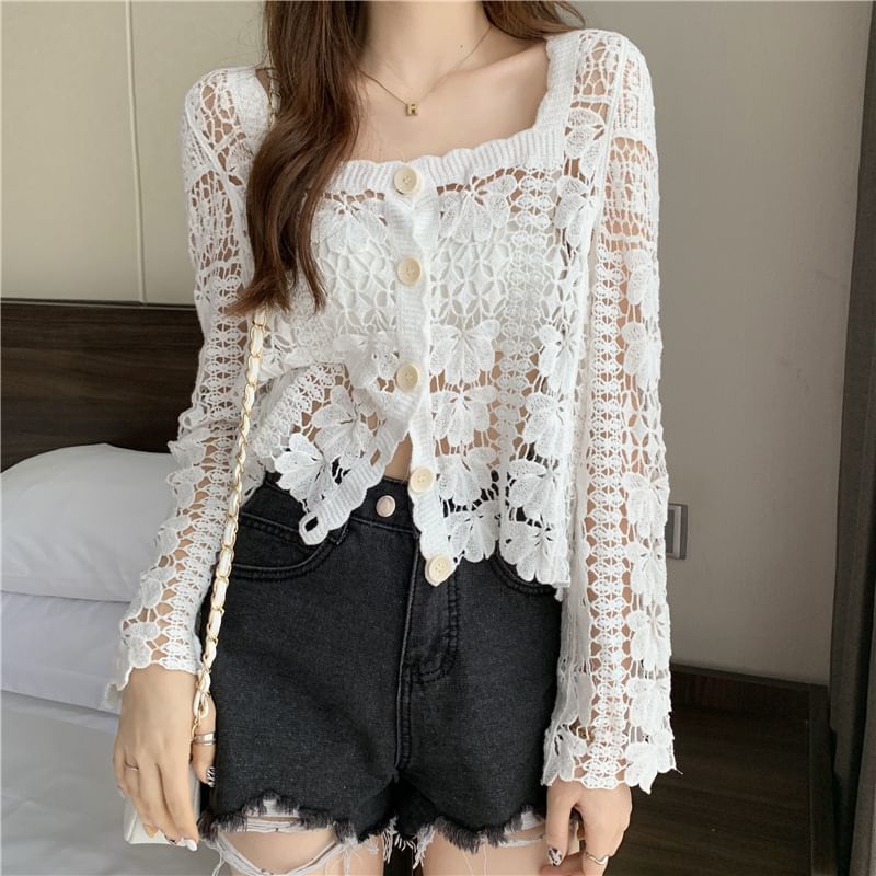 Cropped Floral Crochet Cardigan Neck Square