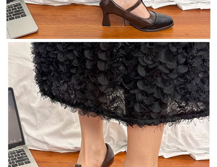 Square T-Strap Toe Pumps Cap