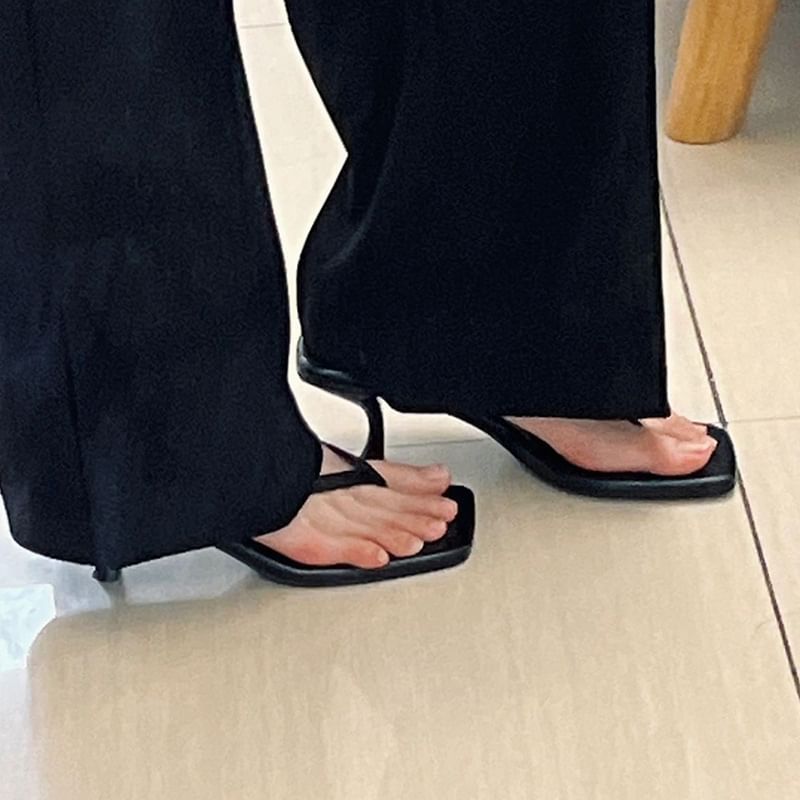 Plain Heel Kitten Toe Slingback Square Thong Sandals