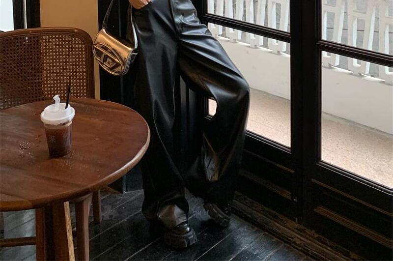 Faux Flared Camisole Top Square Leather Plain Rise High / Neck Pants