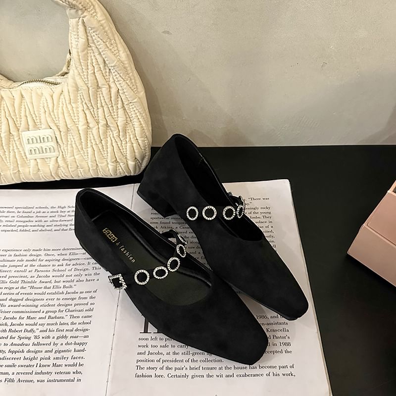 Rhinestone Heel Mary Jane Accent Chunky Pumps