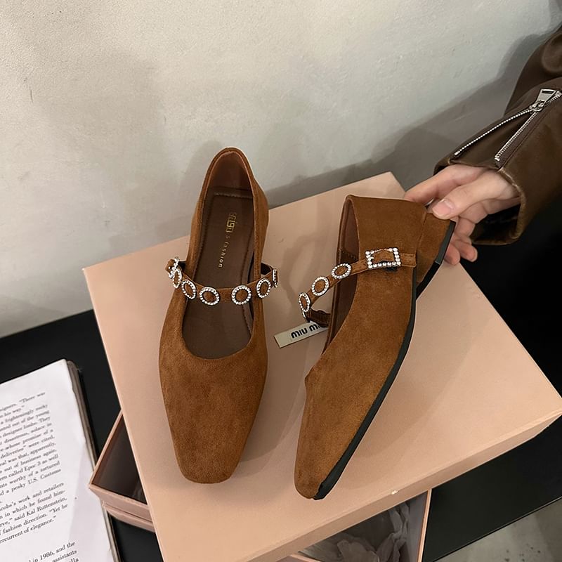 Rhinestone Heel Mary Jane Accent Chunky Pumps