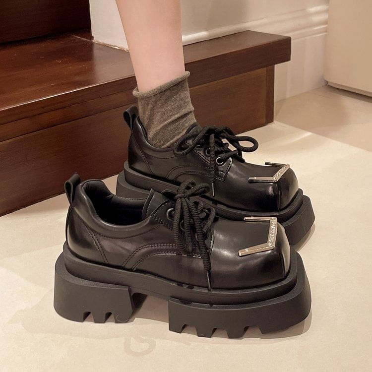 Accent Toe Square Leather Platform Faux Lace-Up Shoes Metal