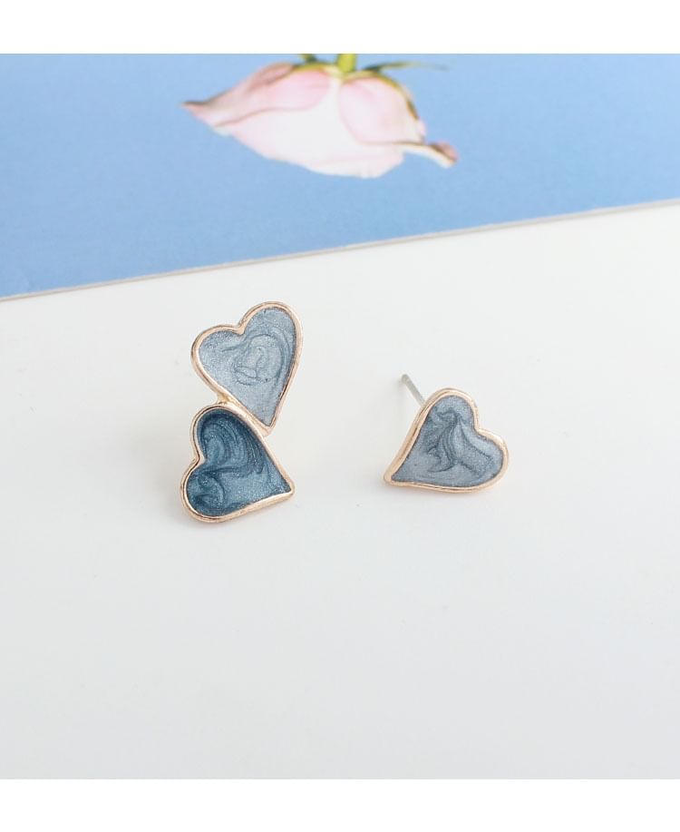 / Asymmetrical Clip-On Heart Stud Earring Ear