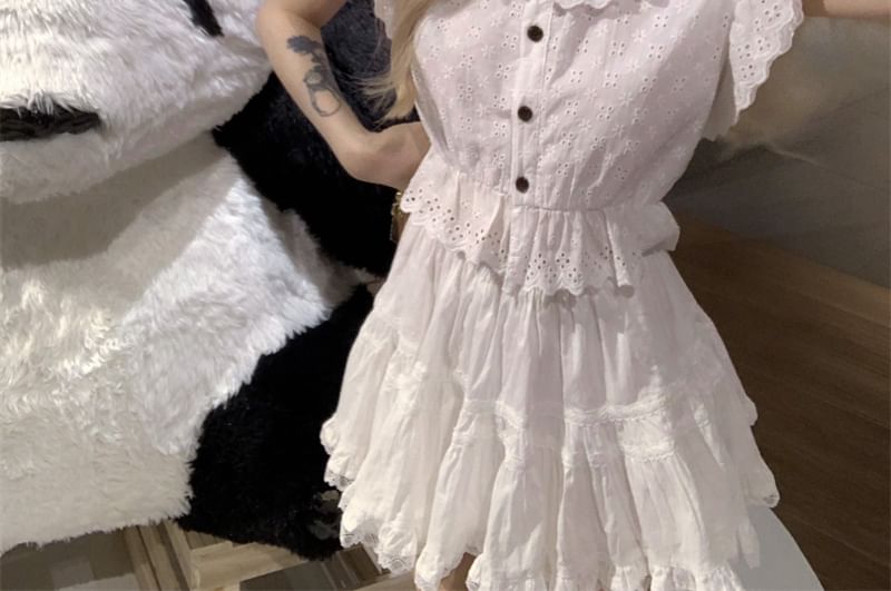 A-Line Trim Waist Lace Cap-Sleeve High / Flower Blouse Plain Mini Embroidered Skirt