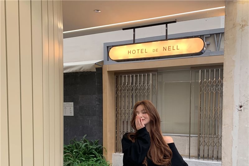 Off-Shoulder Pullover / Plain Contrast Waist Drawstring Trim