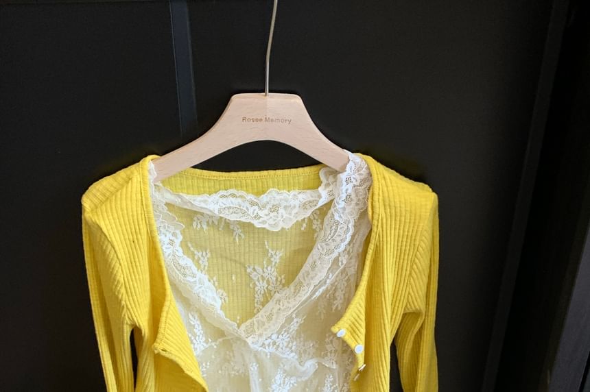 V-Neck Cardigan Ruffle Neck Scoop Top Trim Camisole / Lace Plain