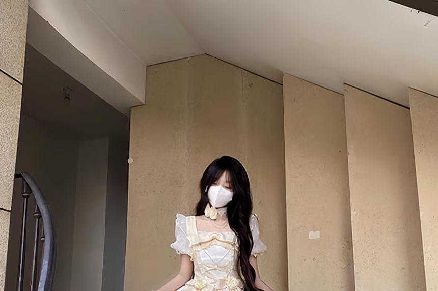 Short-Sleeve Ruffle Trim Mesh Panel Maxi A-Line Dress / Bow / Train / Set