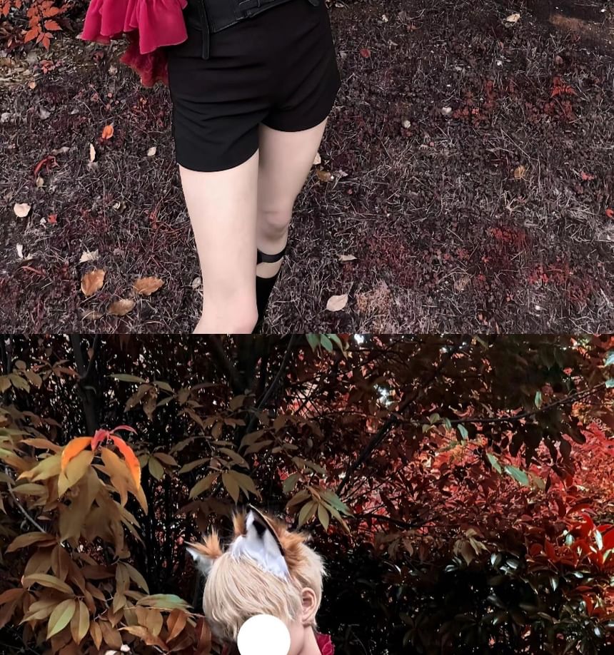 Long-Sleeve Ruffle Trim Tiered Lace Panel Blouse