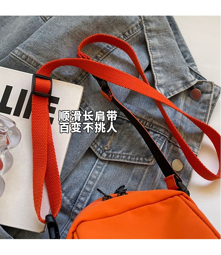 Bag Crossbody Panel Plain