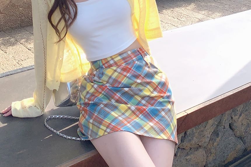 Crew Crop Button-Up Plain Neck Perforated Cardigan