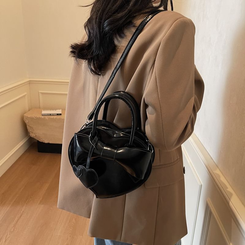 Bag Faux Crossbody + Leather Shaped Set: Heart Charm