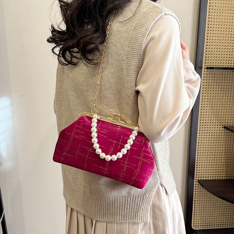 Crossbody Lock Chain Velvet Strap Kiss Bag