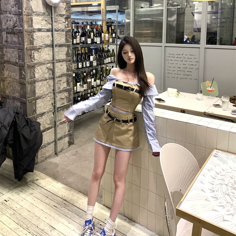 Skirt Belt A-Line Waist Panel Mini / Blouse Crop Mock Off-Shoulder Smocked High Long-Sleeve Set Striped Two-Piece