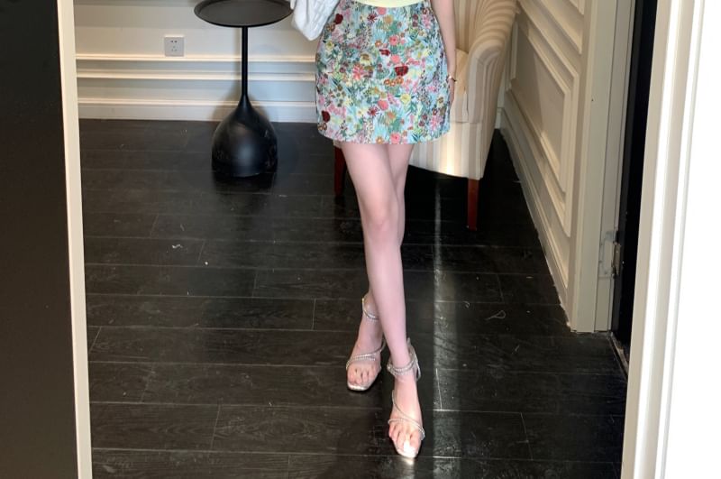 Tee High Plain Mini Floral Off-Shoulder Short-Sleeve / Lace Pencil Trim Skirt Rise