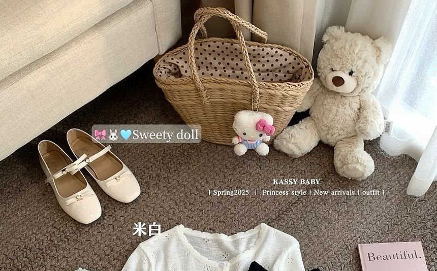 Neck Lace + V-Neck Round Camisole Top Knit Set: Trim Cardigan Plain