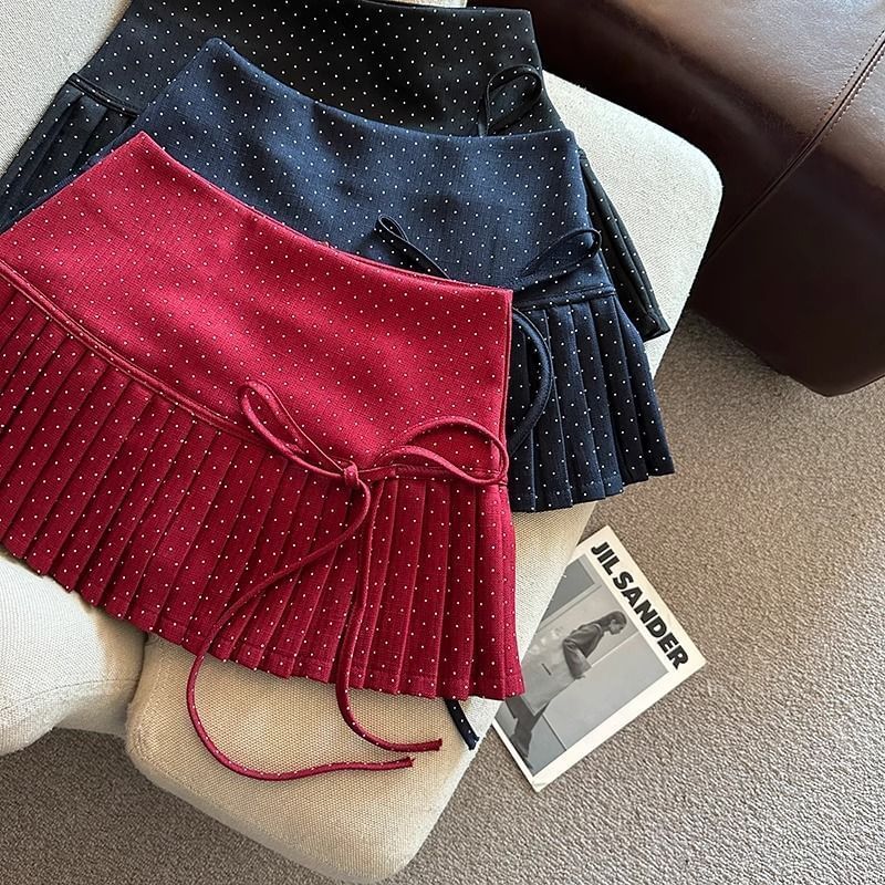 Dotted A-Line High Mini Skirt Rise Pleated