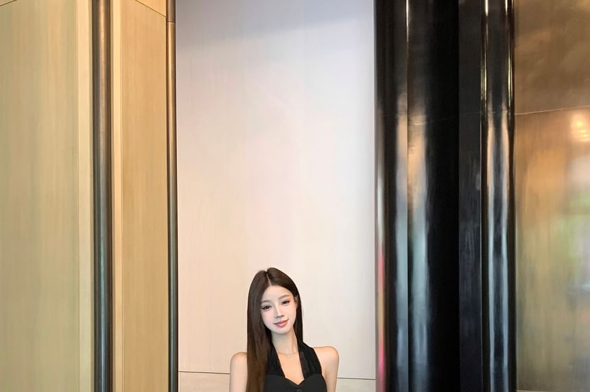 Lace Crop Top A-Line Halter-Neck Button-Up Mid Skirt Midi / Waist Plain