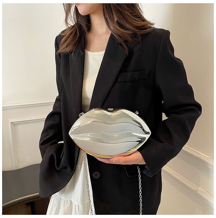 Chain Lips Crossbody Strap Bag