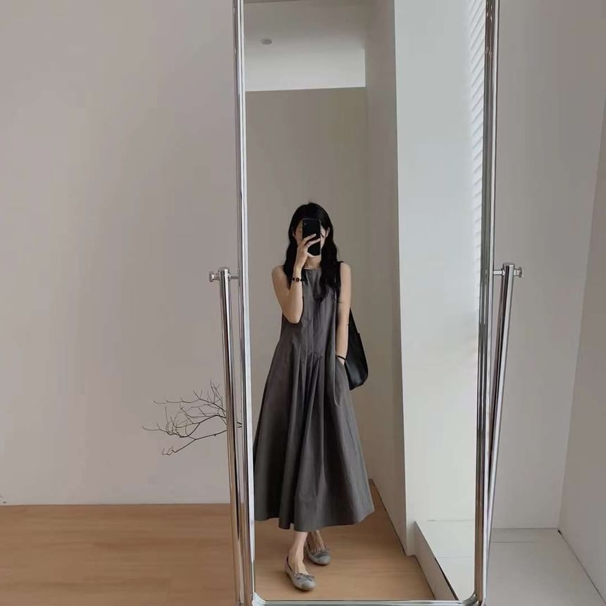 Dress A-Line Neck Pleated Plain Sleeveless Midi Crew